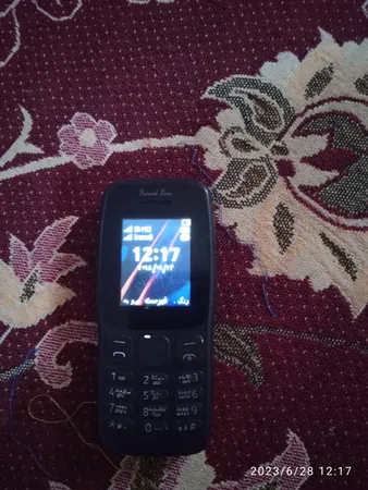 گوشی موبایل جنرال لوکس مدل 106 دو سیم کارت ظرفیت چهار مگابایت