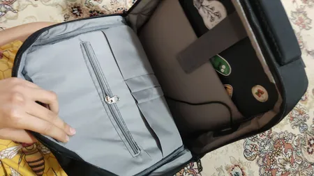 کوله پشتی لپ تاپ آلوا مدل 102203 مناسب برای لپ تاپ  15.6 اینچی