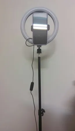 رینگ لایت مدل FOR LIVING