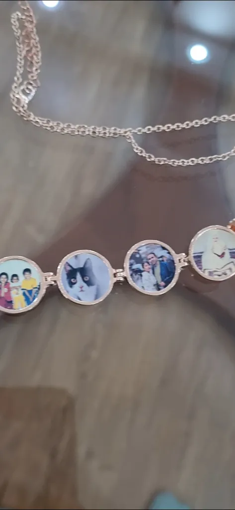 گردنبند زنانه برانت مدل قاب عکس خانواده