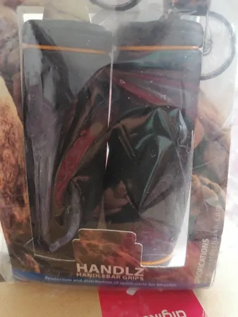 گریپ دسته دوچرخه صنعت دوچرخ کد AM69 بسته ۲ عددی