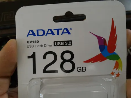 فلش مموری ای دیتا مدل DashDrive UV150 ظرفیت 128 گیگابایت