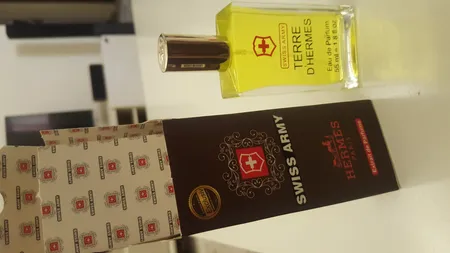 عطر جیبی مردانه سوئیس آرمی مدل تق هرمس حجم 55 میلی لیتر