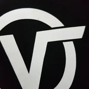 تجریه خرید سویشرت مردانه ونس مدل Distorted Performance Crew