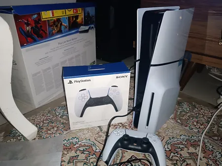 کنسول بازی سونی مدل PlayStation 5 Slim ظرفیت یک ترابایت ریجن 2016A اروپا به همراه دسته اضافی