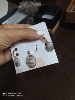نیم ست طلا 18 عیار زنانه طلای مستجابی مدل آوا تراش بیضی مارشال کد 68003