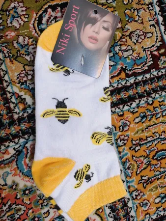 جوراب دخترانه طرح زنبور کد 02