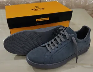 تجریه خرید کفش روزمره مردانه چرمیران مدل PM1198