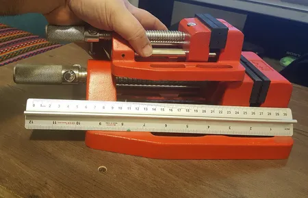 گیره زیر دریل مهر مدل C1