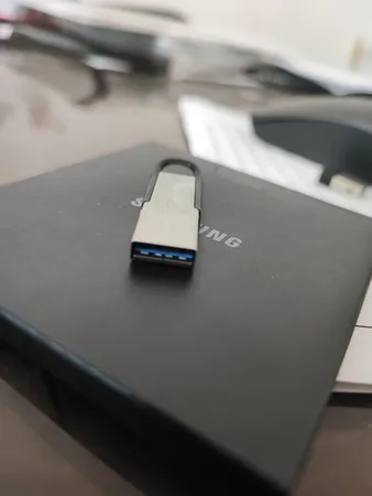 فلش مموری سن دیسک مدل Ultra Flair CZ73 ظرفیت 512 گیگابایت