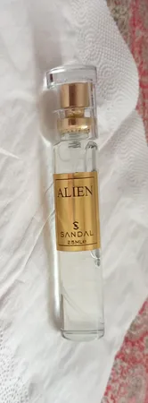 عطر جیبی زنانه صندل مدل ALIEN حجم 25 میلی لیتر