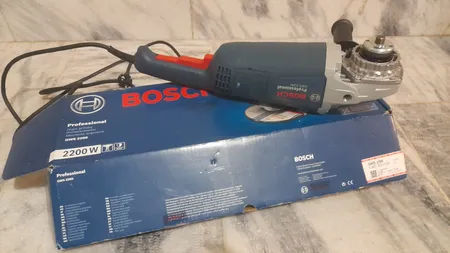 فرز آهنگری بوش مدل GWS 2200-180 H