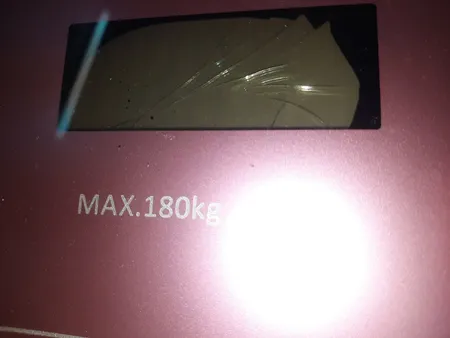 ترازو دیجیتال هوشمند مدل 01