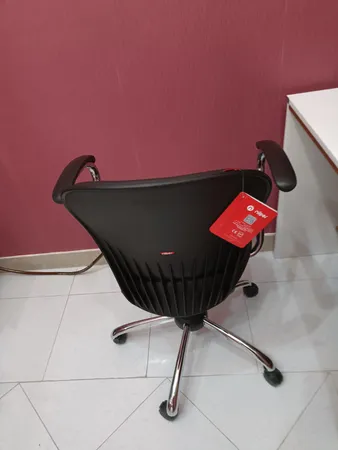 صندلی اداری نیلپر مدل OCT 415o