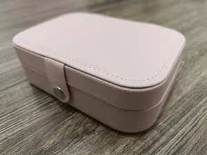 تجریه خرید جعبه جواهرات جولری باکس تو مدل چرمی مسافرتی