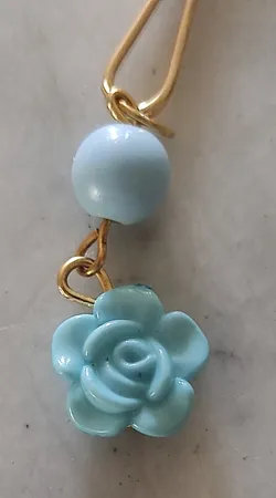 گیره روسری زنانه طرح گل کد 24