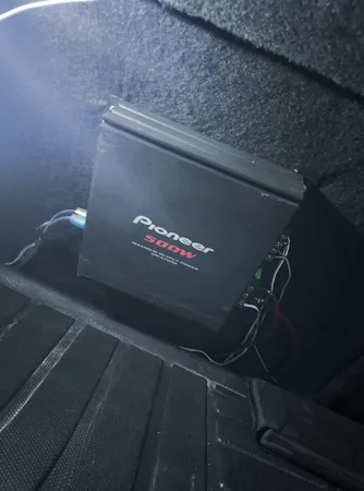 آمپلی فایر خودرو پایونیر مدل GM-E7002