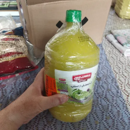 آبلیمو ترش دست چین - 2000 میلی لیتر