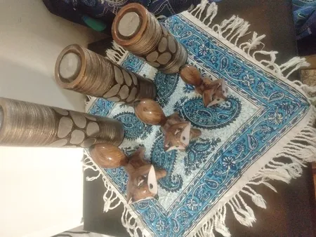 رومیزی قلمکار ممتاز اصفهان اثر عطريان طرح بته جقه مدل G78سایز 40*40 سانتی متر