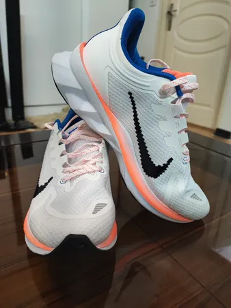 کفش پیاده روی مردانه مدل zoom structure 7x