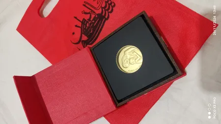 شمش طلای 24 عیار نقش برجسته طرح مادر