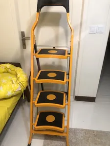 تجریه خرید نردبان 4 پله ماندگار مدل سما