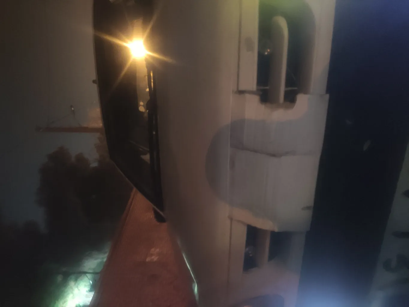 پرژکتور دو کنتاکت خودرو طرح نقطه ای بسته دو عددی