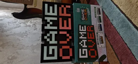 چراغ رومیزی طرح گیم آور مدل P002