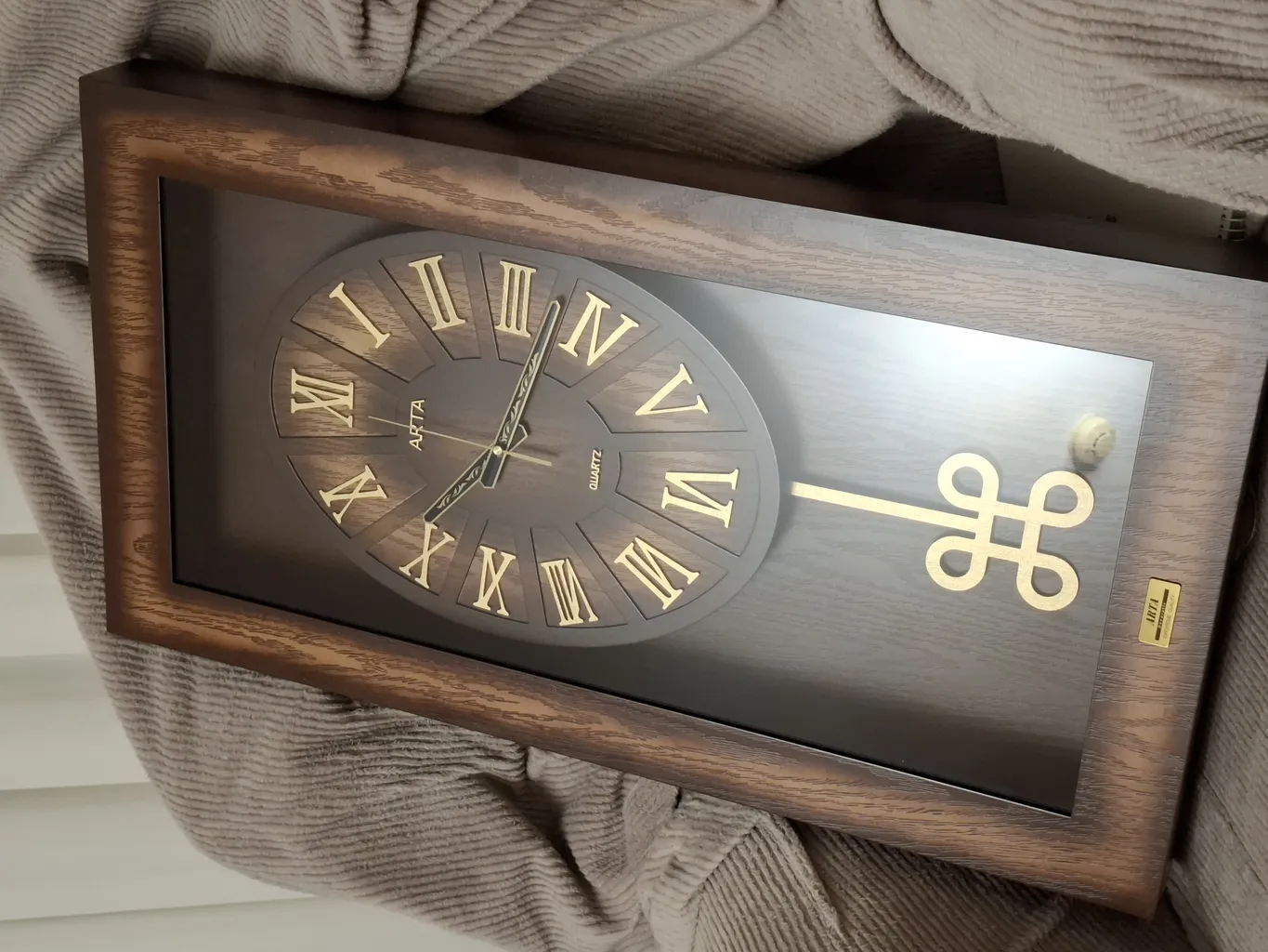 ساعت دیواری آرتا مدل 888