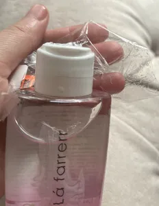 تجریه خرید محلول پاک‌کننده آرایش صورت لافارر مدل دوفاز مناسب برای انواع پوست حجم 100 میلی‌لیتر