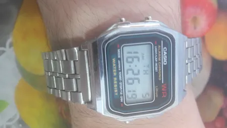 ساعت مچی دیجیتال مردانه والار مدل A159WA - WG 0247 / NO