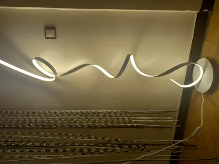 آباژور ایستاده پادینا مدل مدرن کد A_W150