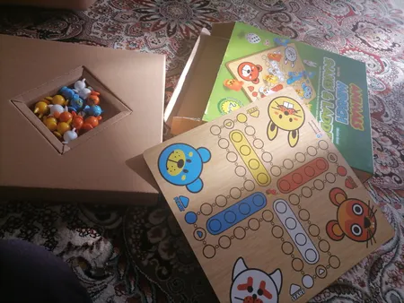 بازی منچ و مارپله تخته چوبی مدل Animals