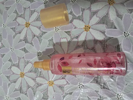 بادی اسپلش زنانه مای مدل Magic Moment حجم 220 میلی لیتر