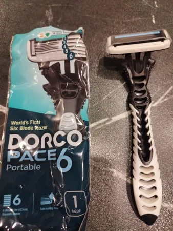 خودتراش دورکو مدل 6blade-vit E-Aloe Vera تحت لیسانس