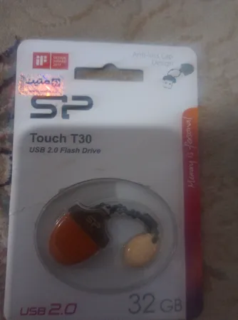 فلش مموری سیلیکون پاور مدل Touch T30 ظرفیت 32 گیگابایت
