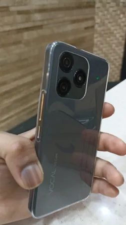 گوشی موبایل وکال مدل V0 Core دو سیم کارت ظرفیت 32 گیگابایت و رم 2 گیگابایت