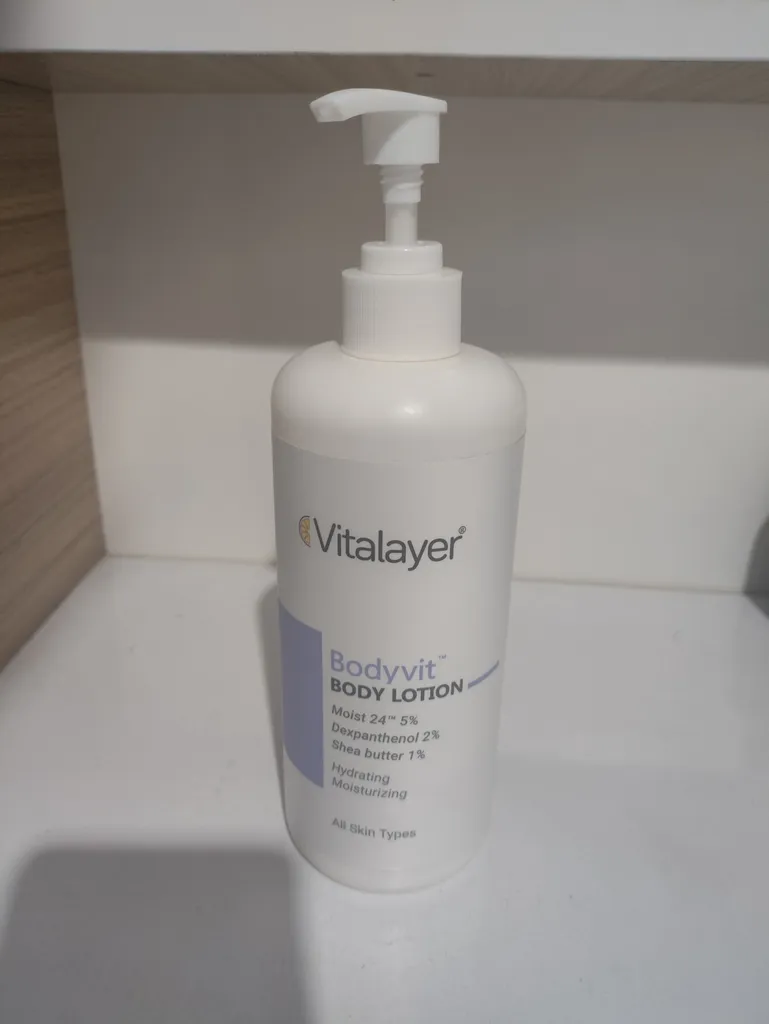 لوسیون مرطوب کننده بدن ویتالیر مدل بادی ویت مناسب پوست خشک حجم 500 میلی لیتر