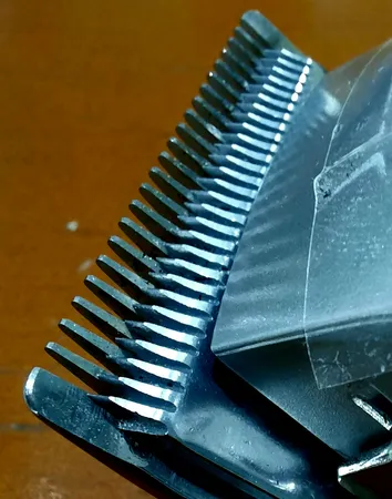 ماشین اصلاح موی سر و صورت وی جی ار مدل V-652