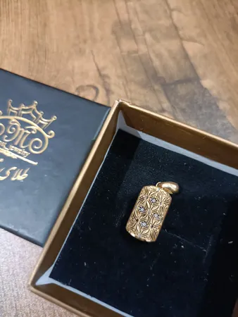 آویز گردنبند طلا 18 عیار زنانه طلای مستجابی مدل آوا کد 3686