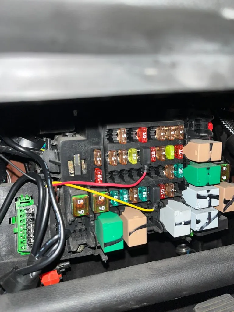 دوربین ثبت وقایع خودرو وونک  مدل  M6 4K-WiFi به همراه دوربین عقب