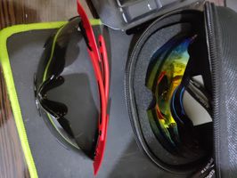 عینک ورزشی مدل ریدکس