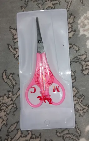 قیچی ابرو دایموند مدل 70902A