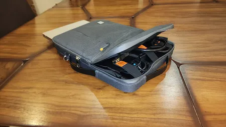 کیف لپ تاپ ویوو مدل Alpha double layer sleeve مناسب برای لپ تاپ 13 اینچی