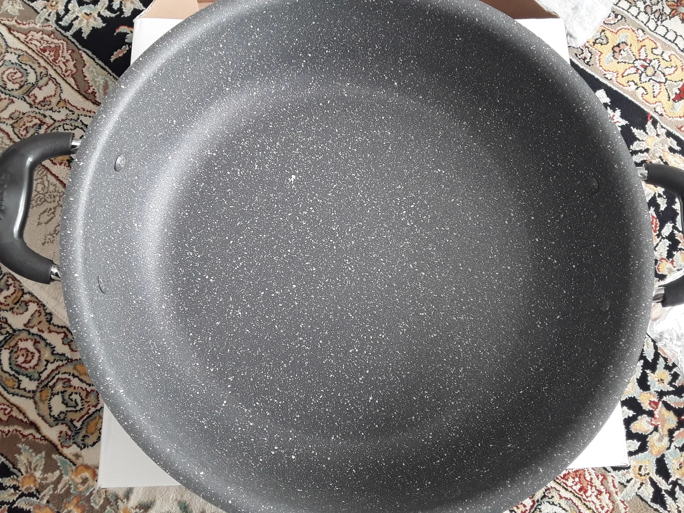 تابه دو دسته عروس مدل درب فلزی سایز 32