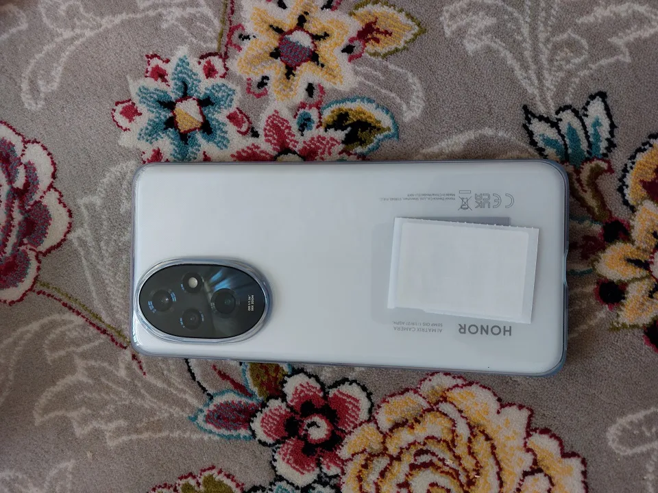 گوشی موبایل آنر مدل 200 دو سیم کارت ظرفیت 256 گیگابایت و رم 12 گیگابایت