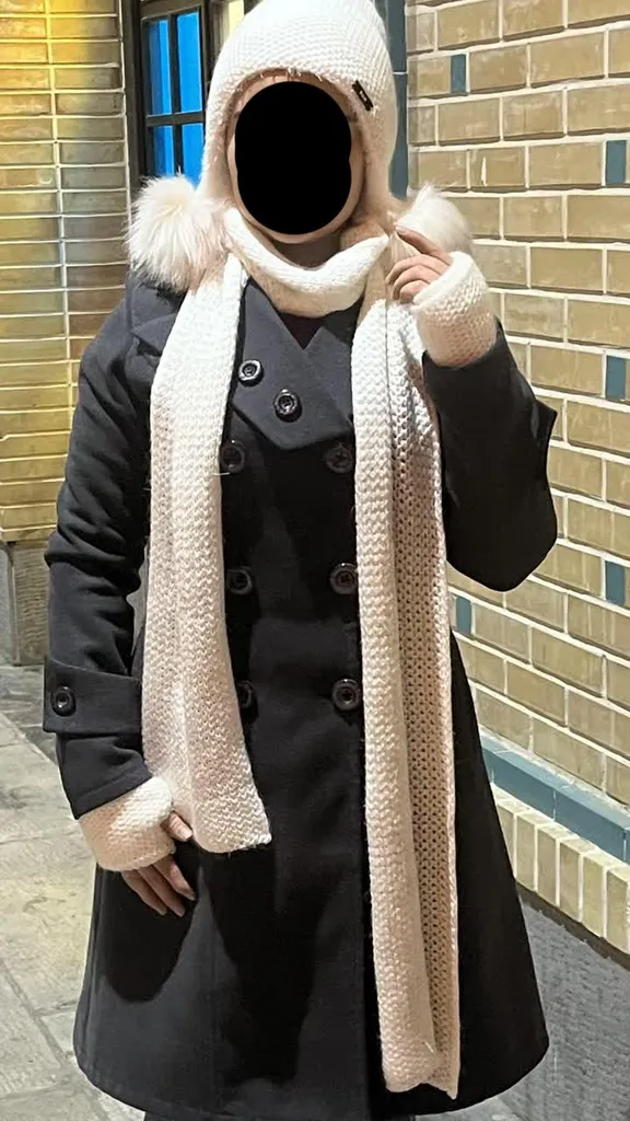 ست کلاه و شال گردن و دستکش بافتنی سام طرح دو پوم داخل خز مدل 415