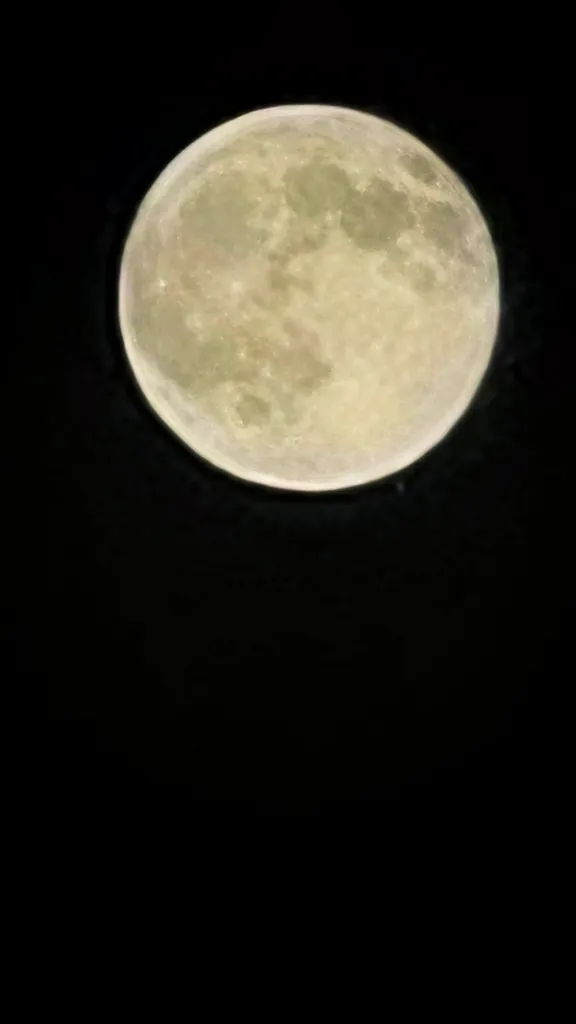 گوشی موبایل آنر مدل 200 دو سیم کارت ظرفیت 512 گیگابایت و رم 12 گیگابایت