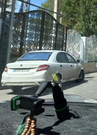 پایه نگهدارنده گوشی موبایل مدل sun visor طرح آفتابگیر خودرو