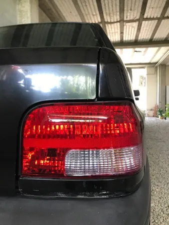 چراغ خطر عقب مدل km20 مناسب برای پراید 131 بسته 2 عددی